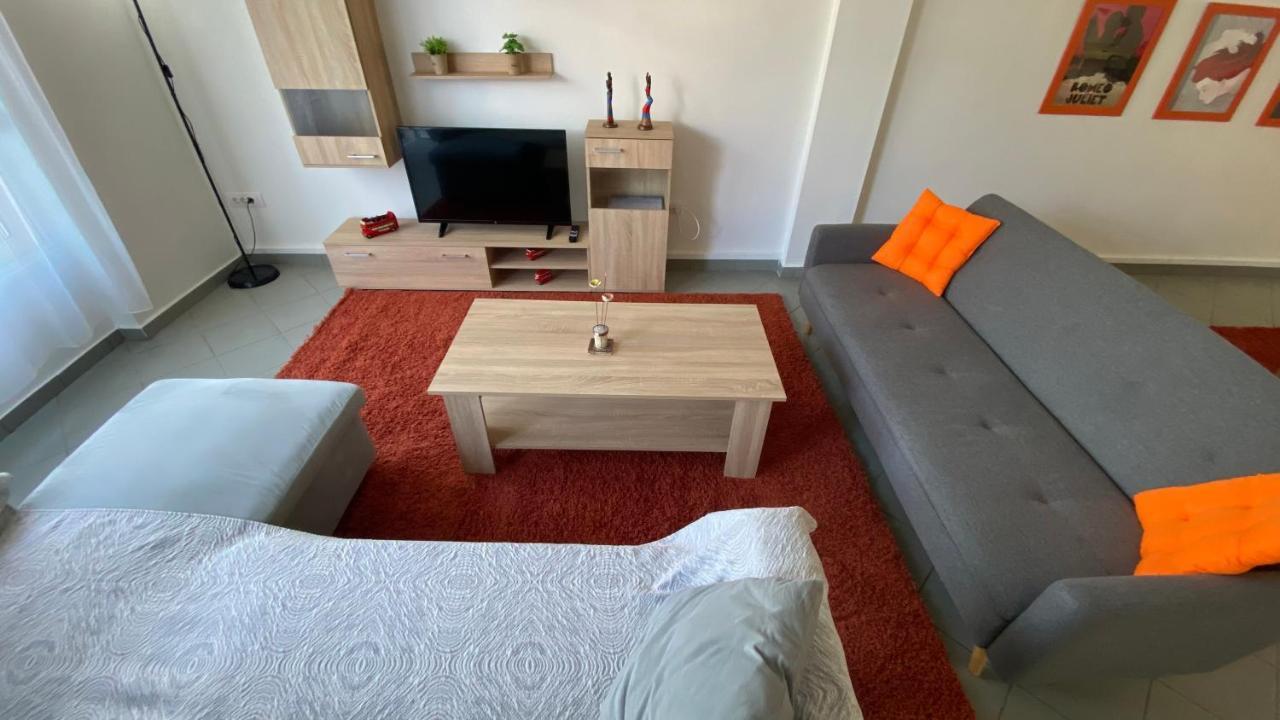 Апартаменты Patras Romeο House Экстерьер фото